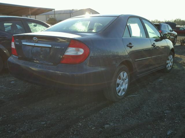 4T1BE32K32U569927 - 2002 TOYOTA CAMRY LE ლურჯი ფოტო 4