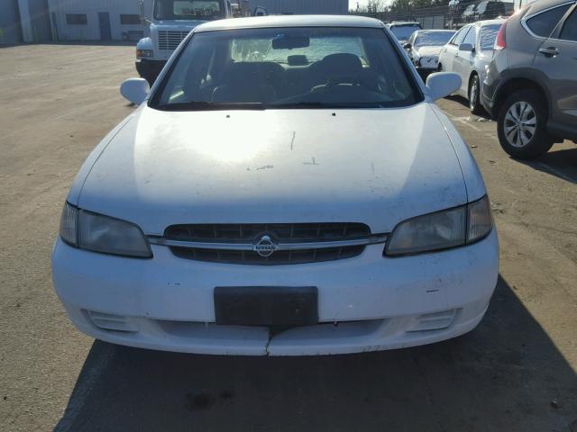 1N4DL01D4WC265804 - 1998 NISSAN ALTIMA XE WHITE photo 9