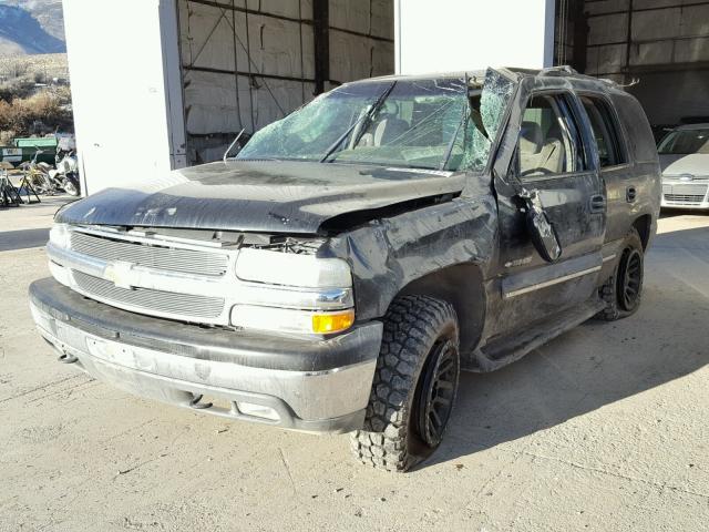 1GNEK13T93R281198 - 2003 CHEVROLET TAHOE K150 GRAY photo 2