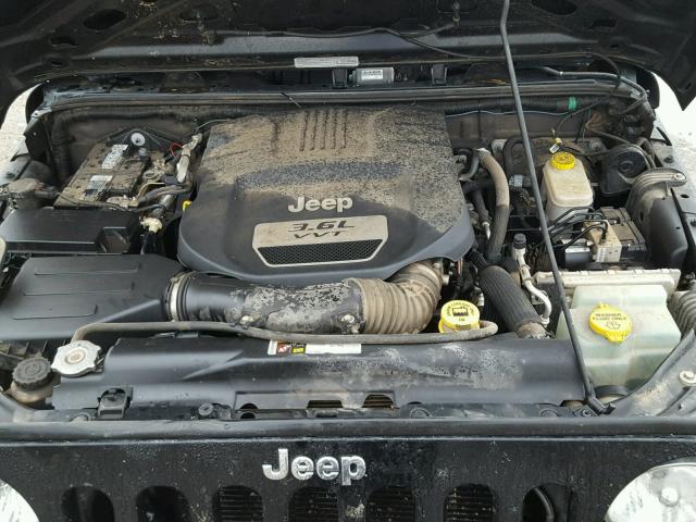 1C4GJWAG6DL556800 - 2013 JEEP WRANGLER S შავი ფოტო 7