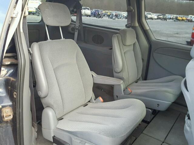 2A4GP54L36R824854 - 2006 CHRYSLER TOWN & COU BLUE photo 6