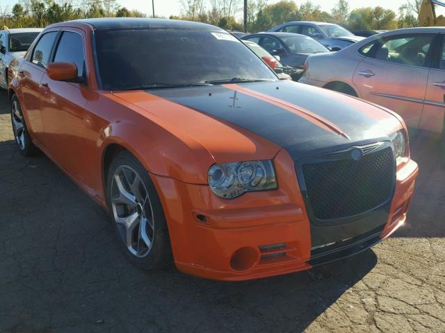 2C3LA73W36H462094 - 2006 CHRYSLER 300C SRT-8 ORANGE photo 1