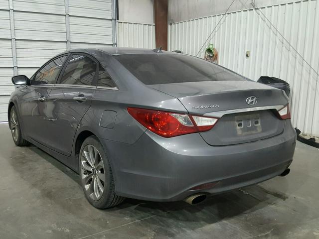 5NPEC4AC7DH714925 - 2013 HYUNDAI SONATA SE SILVER photo 3