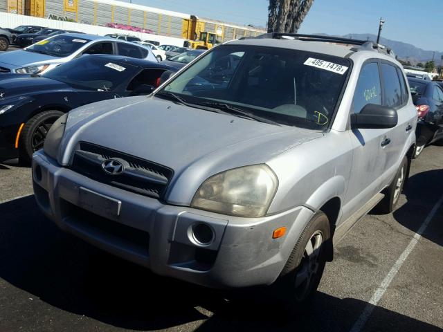 KM8JM12B65U211681 - 2005 HYUNDAI TUCSON GL SILVER photo 2