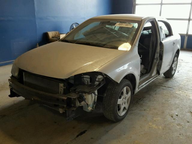 1G1AK55F977348026 - 2007 CHEVROLET COBALT LS SILVER photo 2