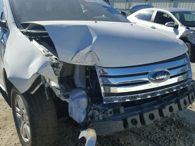 2FMDK3GC2ABB24375 - 2010 FORD EDGE SE WHITE photo 9