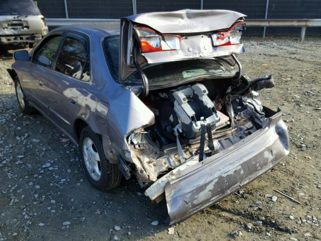 1HGCG6684YA111019 - 2000 HONDA ACCORD EX GRAY photo 3