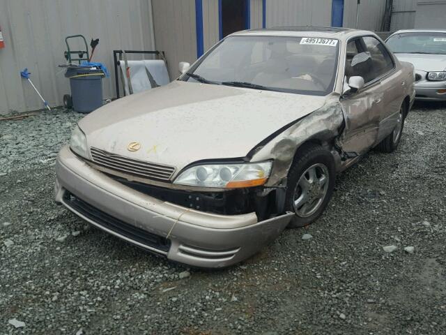 JT8GK13T5R0005016 - 1994 LEXUS ES 300 GOLD photo 2