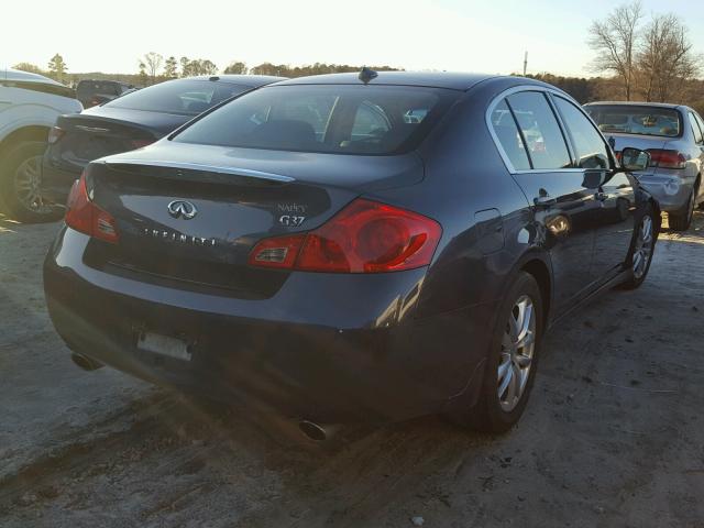 JNKCV61E29M306729 - 2009 INFINITI G37 BASE GRAY photo 4