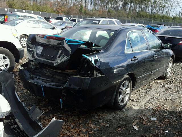 1HGCM56356A135043 - 2006 HONDA ACCORD SE BLACK photo 4