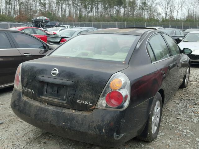 1N4AL11D52C134559 - 2002 NISSAN ALTIMA BAS BLACK photo 4