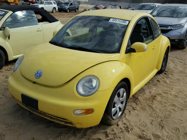 3VWBK31C45M401064 - 2005 VOLKSWAGEN NEW BEETLE 黄色 照片 2