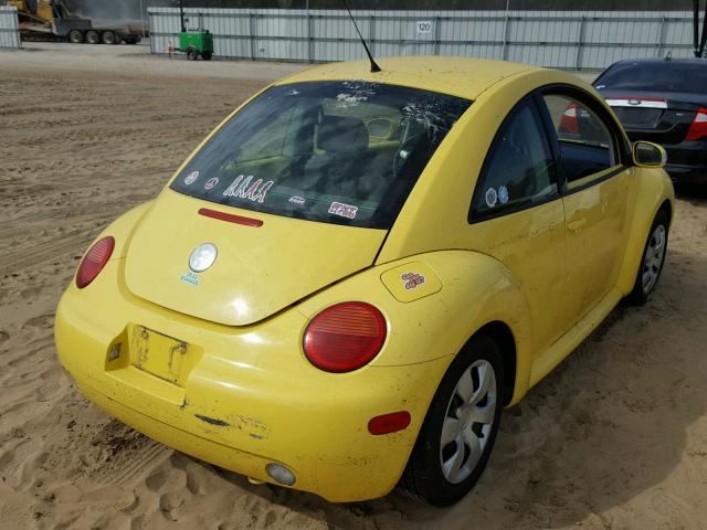 3VWBK31C45M401064 - 2005 VOLKSWAGEN NEW BEETLE 黄色 照片 4