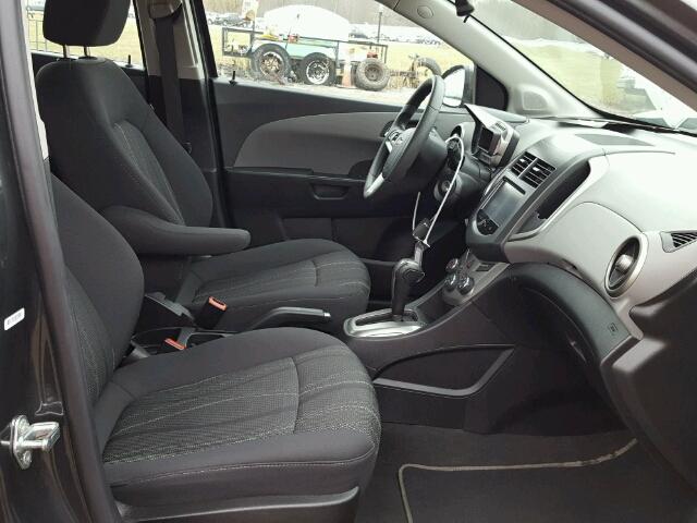 1G1JC6SH3G4161021 - 2016 CHEVROLET SONIC LT 灰色 照片 5