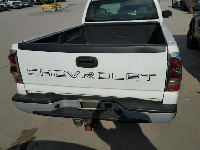 1GCEC14V53Z258409 - 2003 CHEVROLET SILVERADO WHITE photo 6