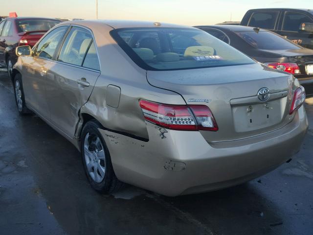 4T1BF3EK5BU774240 - 2011 TOYOTA CAMRY BASE GOLD photo 3