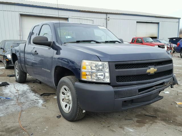 1GCRCPEX0BZ101888 - 2011 CHEVROLET SILVERADO BLUE photo 1