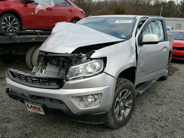 1GCGTDEN1H1173114 - 2017 CHEVROLET COLORADO Z SILVER photo 2