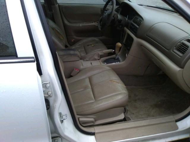 1YVGF22D325294082 - 2002 MAZDA 626 ES WHITE photo 5