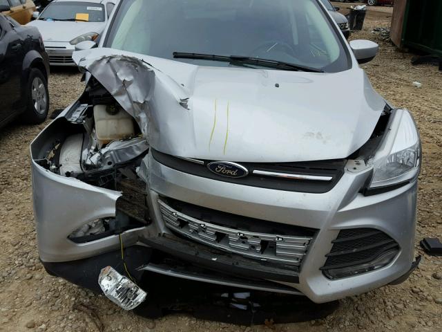 1FMCU9GX4EUE39867 - 2014 FORD ESCAPE SE SILVER photo 9