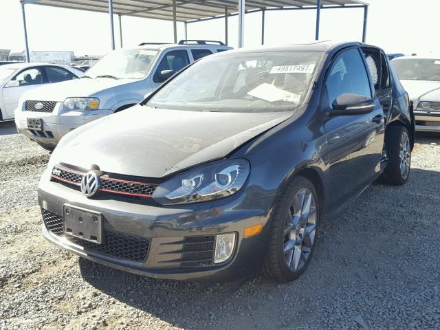 WVWHD7AJ9DW130966 - 2013 VOLKSWAGEN GTI GRAY photo 2