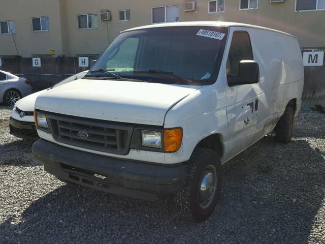 1FTNE24L34HA60207 - 2004 FORD ECONOLINE WHITE photo 2