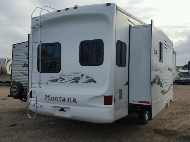 4YDF329264D510625 - 2004 KEYSTONE MONTANA WHITE photo 4