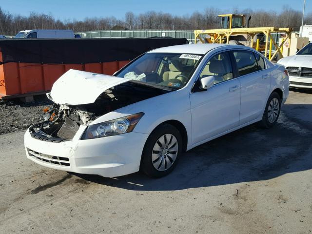 1HGCP26328A155582 - 2008 HONDA ACCORD LX WHITE photo 2