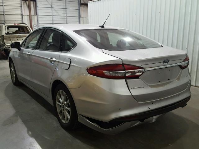 3FA6P0H77HR283697 - 2017 FORD FUSION SE SILVER photo 3