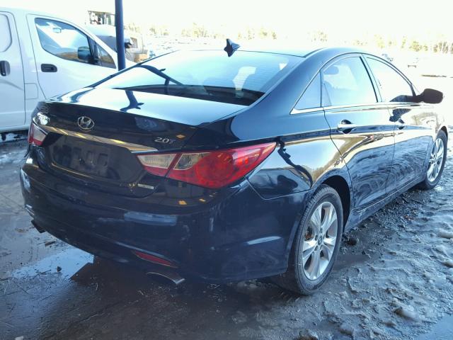 5NPEC4AB8BH304218 - 2011 HYUNDAI SONATA SE BLACK photo 4