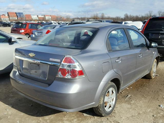 KL1TD56637B051461 - 2007 CHEVROLET AVEO BASE GRAY photo 4