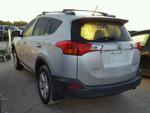 JTMWFREV5D5016964 - 2013 TOYOTA RAV4 XLE SILVER photo 3