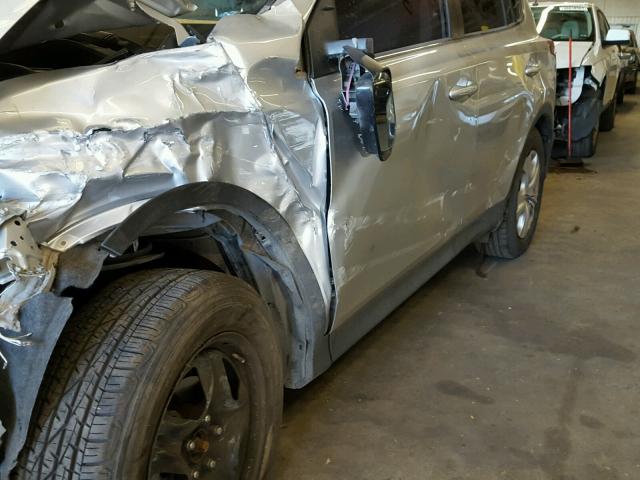 JTMBFREV0DD033661 - 2013 TOYOTA RAV4 LE Gümüş foto 9
