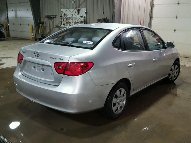 KMHDU46D08U517189 - 2008 HYUNDAI ELANTRA GL SILVER photo 4