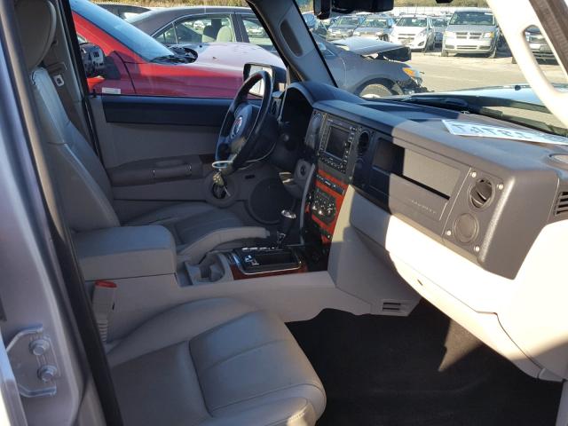 1J8HG58267C552864 - 2007 JEEP COMMANDER Gümüş foto 5