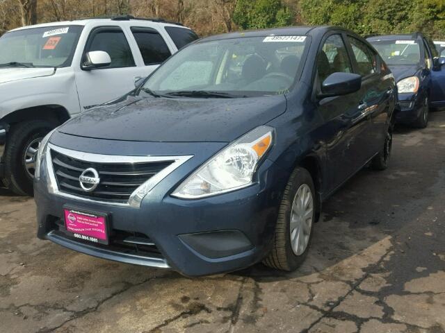 3N1CN7AP3FL890351 - 2015 NISSAN VERSA S BLUE photo 2