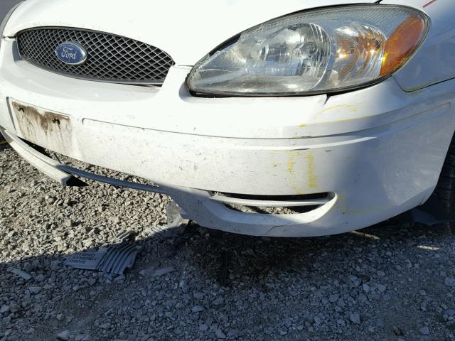 1FAFP53U86A180984 - 2006 FORD TAURUS SE WHITE photo 9