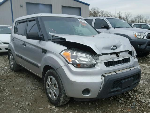 KNDJT2A1XB7264870 - 2011 KIA SOUL SILVER photo 1