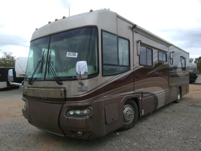 4UZAAHAK63CM00658 - 2004 ESCA MOTORHOME BROWN photo 2