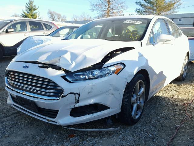 3FA6P0H78FR194251 - 2015 FORD FUSION SE YELLOW photo 2