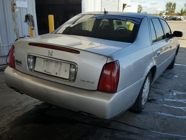 1G6KD54Y15U111850 - 2005 CADILLAC DEVILLE SILVER photo 4