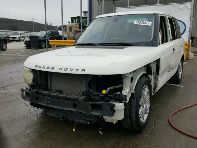 SALME15426A214343 - 2006 LAND ROVER RANGE ROVE WHITE photo 2