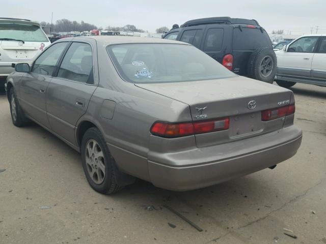 JT2BF28KXX0207880 - 1999 TOYOTA CAMRY LE GRAY photo 3