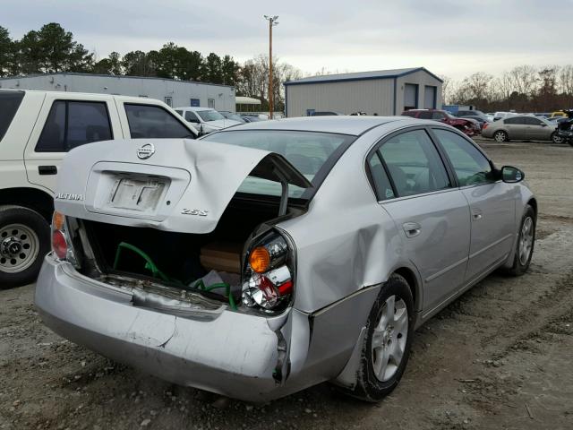 1N4AL11D03C269384 - 2003 NISSAN ALTIMA BAS GRAY photo 4