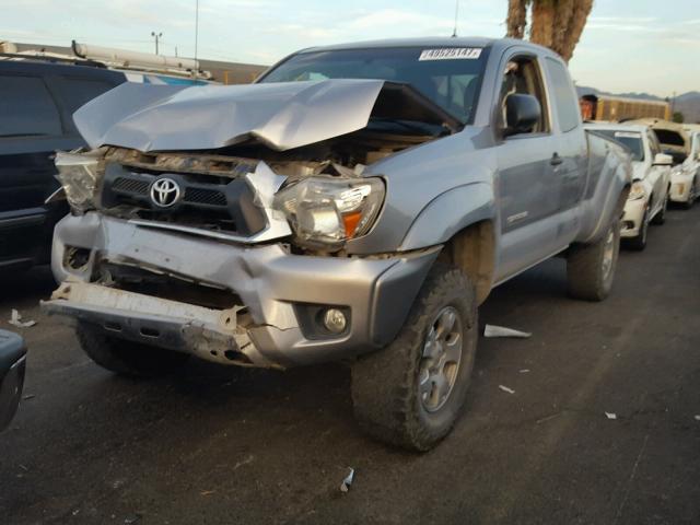 5TFUU4ENXFX114010 - 2015 TOYOTA TACOMA ACC SILVER photo 2