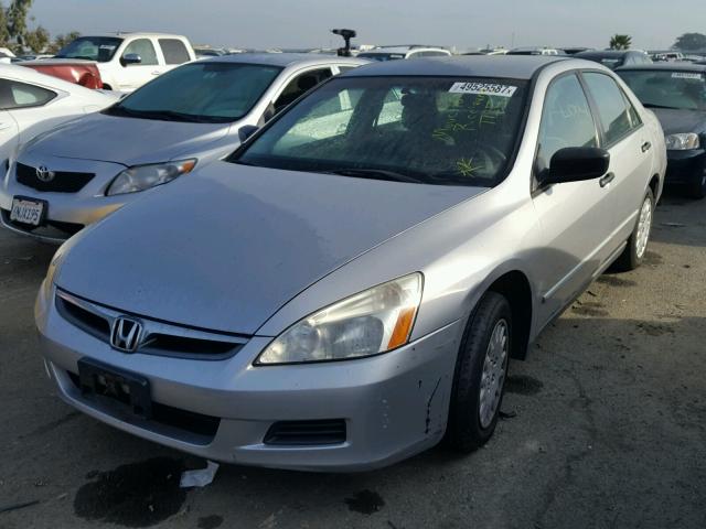 1HGCM551X6A137385 - 2006 HONDA ACCORD VAL SILVER photo 2