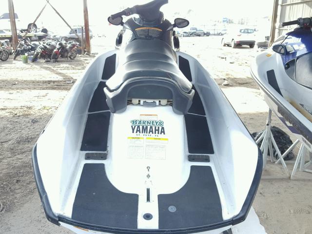 YAMA2176E898 - 1998 YAMAHA JETSKI GREEN photo 9