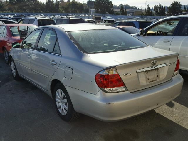 4T1BE32K95U425805 - 2005 TOYOTA CAMRY LE TAN photo 3