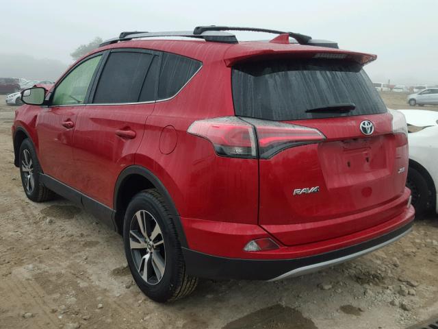 JTMWFREV0HJ138175 - 2017 TOYOTA RAV4 XLE RED photo 3