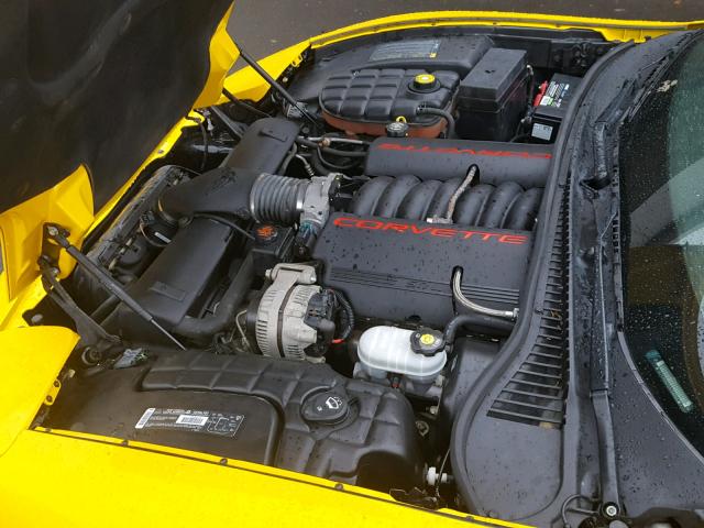 1G1YY32G725126264 - 2002 CHEVROLET CORVETTE YELLOW photo 7